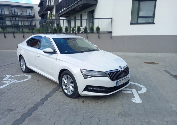 Skoda Superb cena 85900 przebieg: 178000, rok produkcji 2020 z Warszawa małe 781